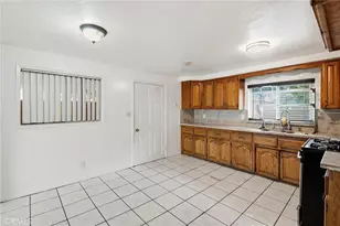 519 English, Santa Ana, CA 92703 - Photo 13