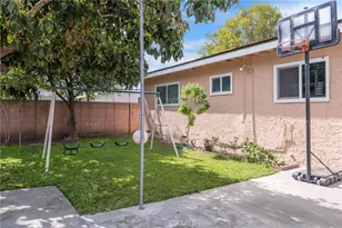 519 English, Santa Ana, CA 92703 - Photo 31