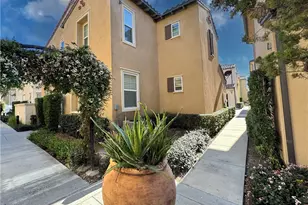 231 W Cork Tree, Orange, CA 92865 - Photo 3