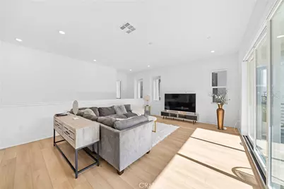 241 Proctor, Irvine, CA 92618 - Photo 15