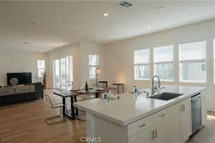 241 Proctor, Irvine, CA 92618 - Photo 7