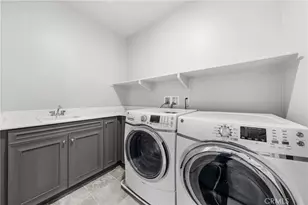 113 Wanderer, Irvine, CA 92618 - Photo 37