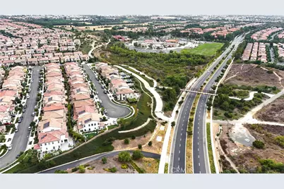 113 Wanderer, Irvine, CA 92618 - Photo 47