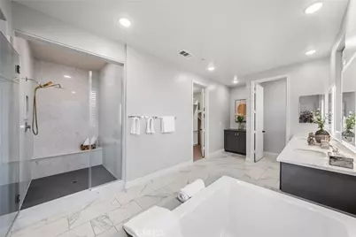 113 Wanderer, Irvine, CA 92618 - Photo 33