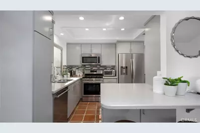 3 Varesa, Irvine, CA 92620 - Photo 15