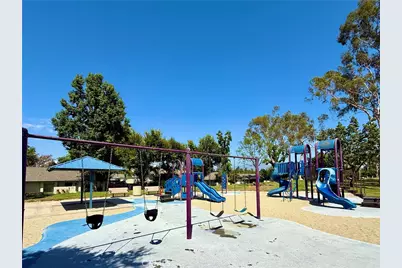 22256 Caminito Danubo, Laguna Hills, CA 92653 - Photo 47