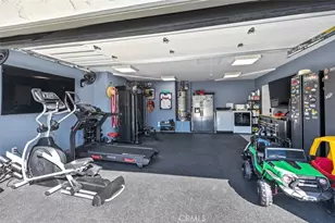 16342 Gentry, Huntington Beach, CA 92647 - Photo 39