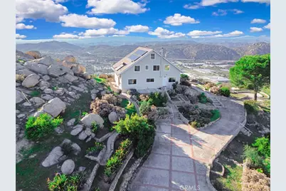6750 Rainbow Heights Road, Fallbrook, CA 92028 - Photo 3