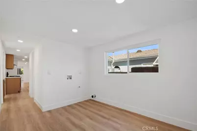 8330 Elburg, Paramount, CA 90723 - Photo 9