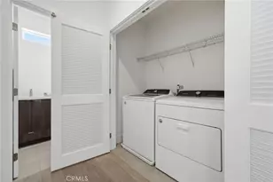 627 Cardiff Reef, Costa Mesa, CA 92627 - Photo 35