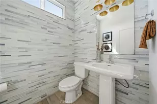 627 Cardiff Reef, Costa Mesa, CA 92627 - Photo 21