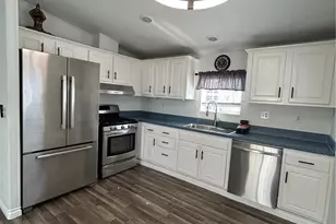 327 W Wilson, Costa Mesa, CA 92627 - Photo 9