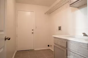 9124 Camphor Tree Ct, Corona, CA 92883 - Photo 21