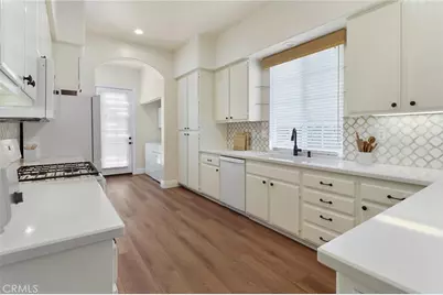 2 Garden Gate Lane, Irvine, CA 92620 - Photo 7