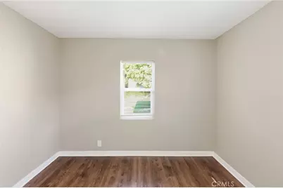 2010 N Corlett, Los Angeles, CA 90059 - Photo 15