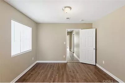 2010 N Corlett, Los Angeles, CA 90059 - Photo 21