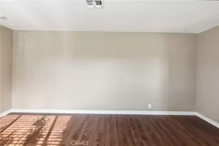 2010 N Corlett, Los Angeles, CA 90059 - Photo 11