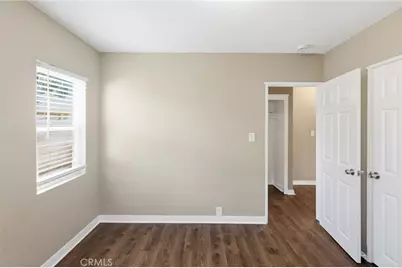 2010 N Corlett, Los Angeles, CA 90059 - Photo 13