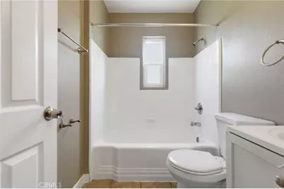 2010 N Corlett, Los Angeles, CA 90059 - Photo 23