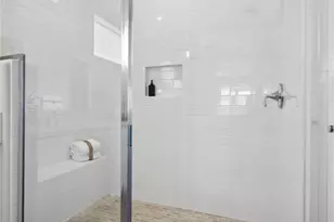 24533 Via La Sombrilla, Valencia, CA 91354 - Photo 17