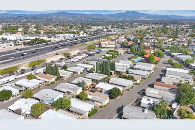 39 Via Entrada, Tustin, CA 92780 - Photo 29