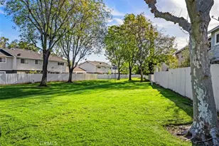 22892 Leo Ln, Lake Forest, CA 92630 - Photo 27