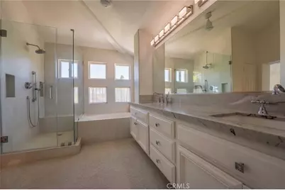 518 S Laureltree, Anaheim, CA 92808 - Photo 43