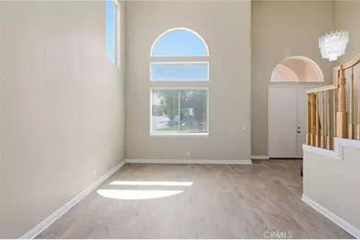 7325 Round Hill Drive, Lancaster, CA 93536 - Photo 5