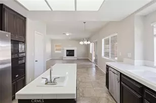 7325 Round Hill Dr, Lancaster, CA 93536 - Photo 9