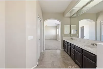 7325 Round Hill Drive, Lancaster, CA 93536 - Photo 45