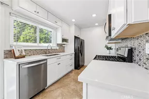 17653 Brittany Ln, Huntington Beach, CA 92647 - Photo 7