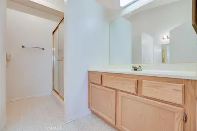 15920 Foxwood, Victorville, CA 92395 - Photo 33