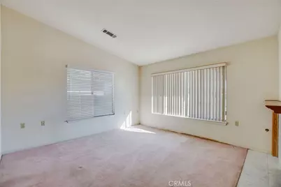 15920 Foxwood, Victorville, CA 92395 - Photo 11