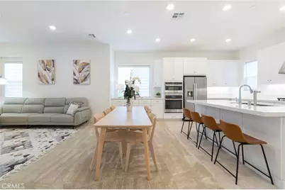 275 Lynx, Irvine, CA 92618 - Photo 17