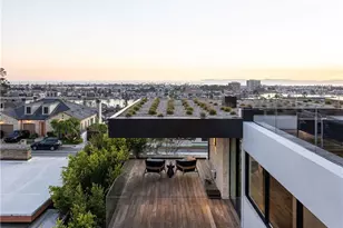 2304 Cliff, Newport Beach, CA 92663 - Photo 45