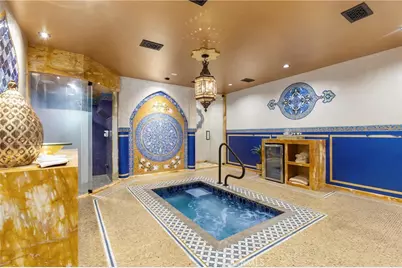 1919 Santa Ana, Costa Mesa, CA 92627 - Photo 39