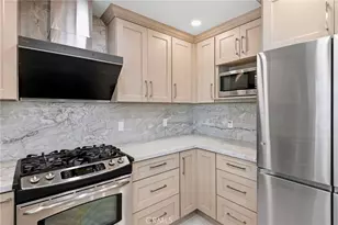 23502 White Dove Dr, Lake Forest, CA 92630 - Photo 9