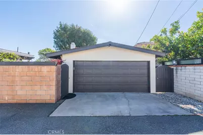 813 13th Street, Huntington Beach, CA 92648 - Photo 37