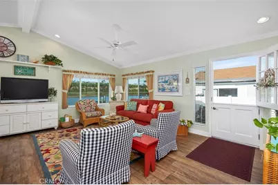 7 Saratoga, Newport Beach, CA 92660 - Photo 17