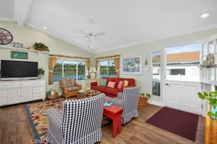 7 Saratoga, Newport Beach, CA 92660 - Photo 17