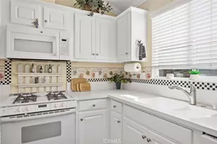 7 Saratoga, Newport Beach, CA 92660 - Photo 27