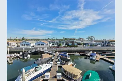 7 Saratoga, Newport Beach, CA 92660 - Photo 3