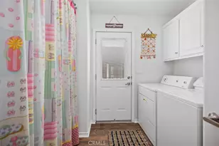 7 Saratoga, Newport Beach, CA 92660 - Photo 33