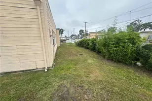 802 W 229th St, Los Angeles, CA 90502 - Photo 3