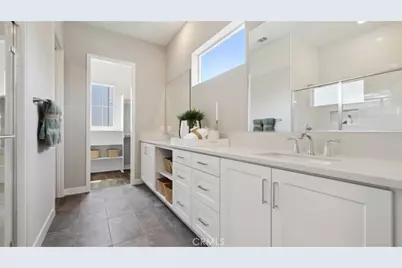 24531 Via La Sombrilla, Valencia, CA 91354 - Photo 15