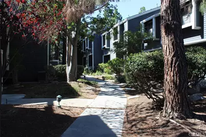 25613 Pine Creek, Wilmington, CA 90744 - Photo 19