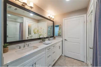 88 Capricorn, Irvine, CA 92618 - Photo 17
