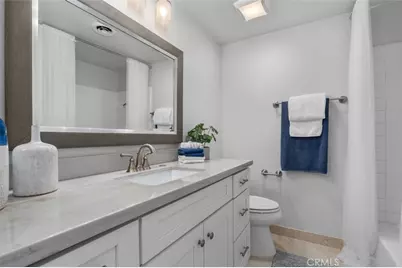 525 Vista Flora, Newport Beach, CA 92660 - Photo 25