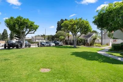 8276 Constantine Drive, Huntington Beach, CA 92646 - Photo 3