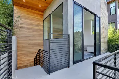 3949 Glenalbyn Drive, Los Angeles, CA 90065 - Photo 3